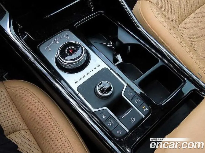 Kia Sorento — фото 7