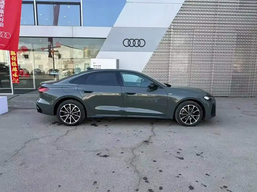 Audi A5L — фото 5