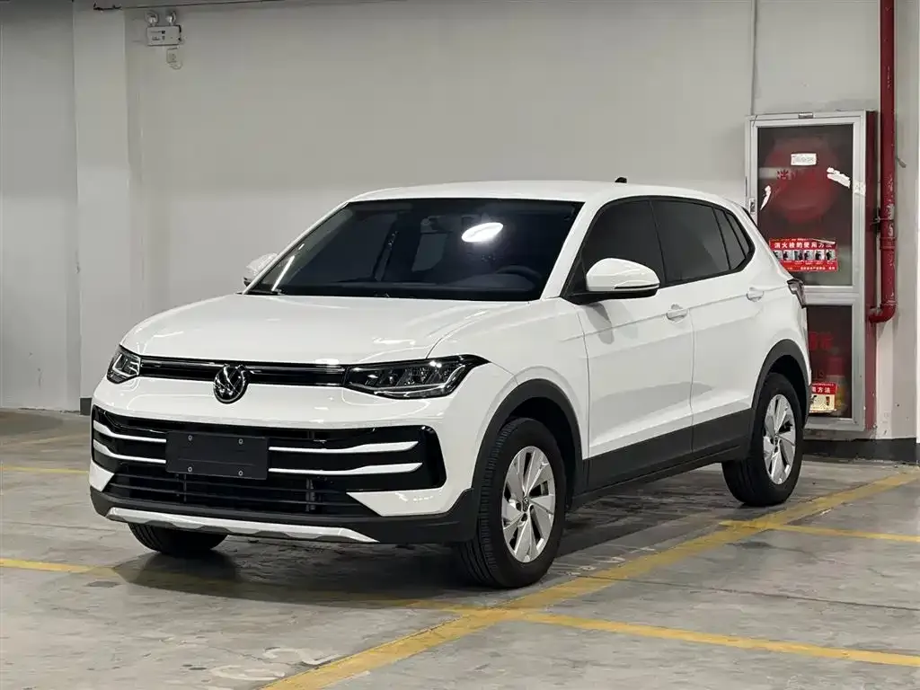 Volkswagen Tharu — фото 1