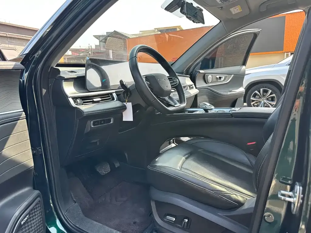 Chery Tiggo 8 PRO — фото 2