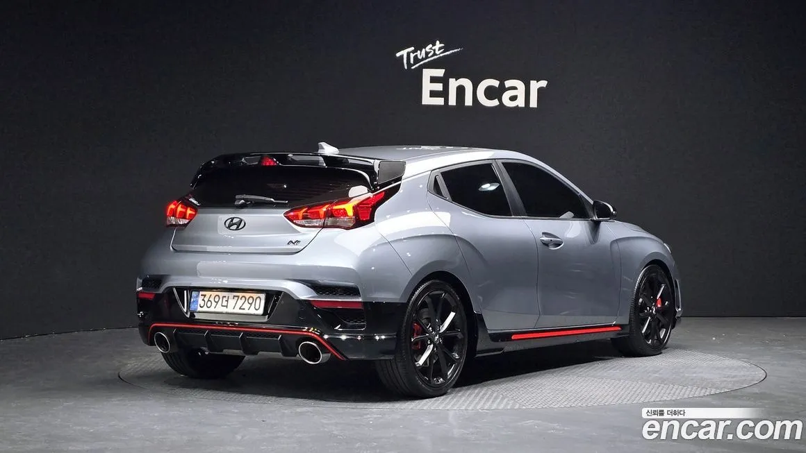 Hyundai Veloster — фото 7
