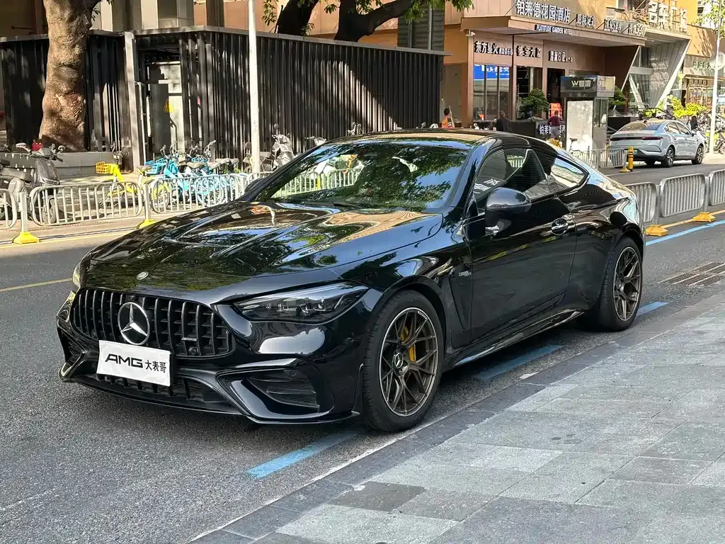 Mercedes-Benz CLE AMG — фото 1
