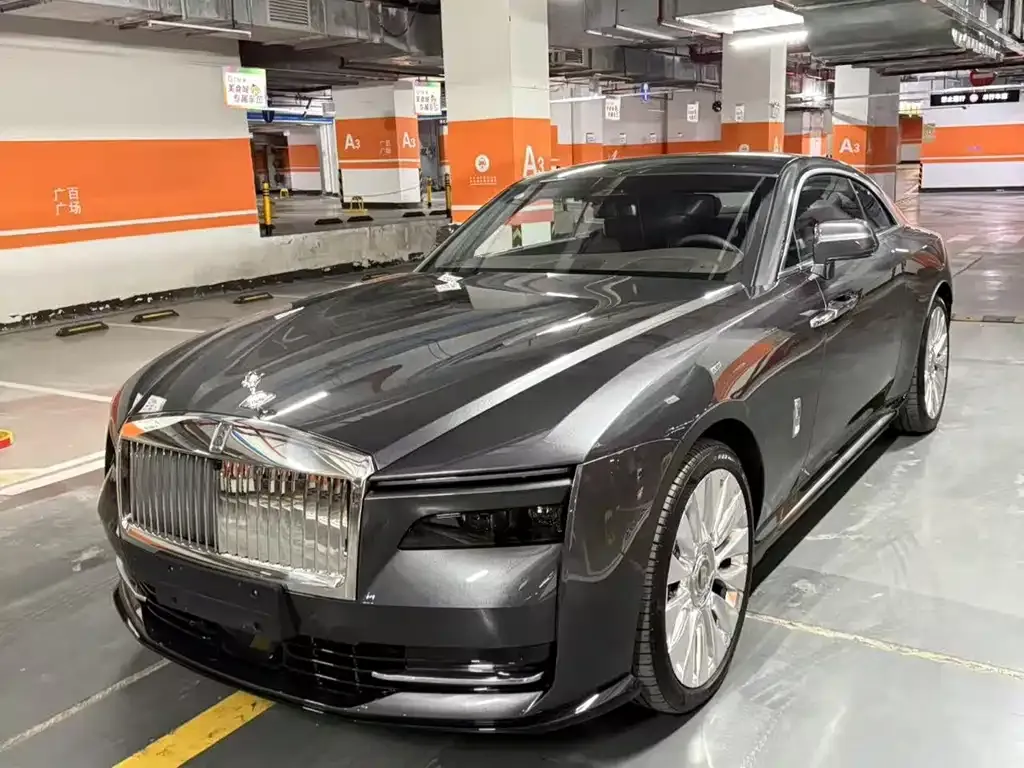 Rolls-Royce Phantom — фото 1