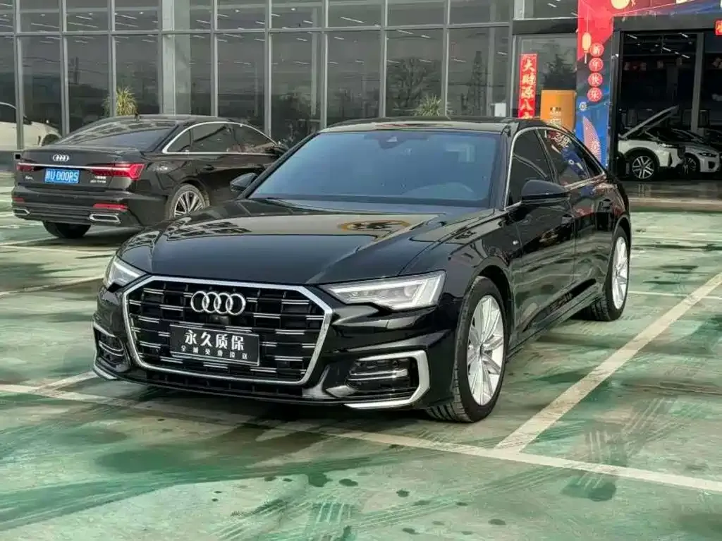 Audi A6L — фото 1