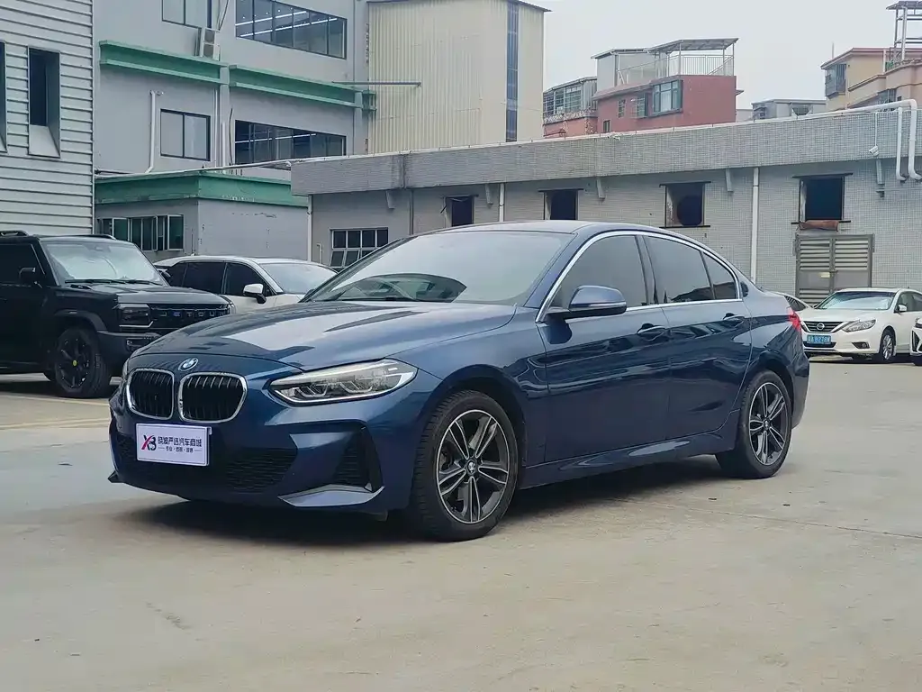 BMW 1 Series — фото 1