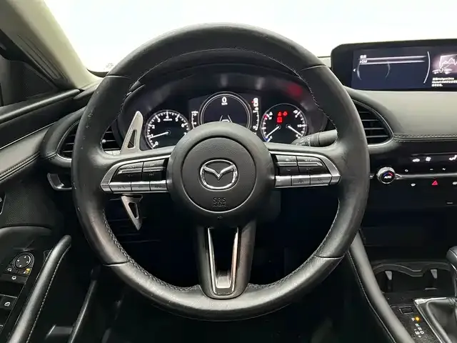 Mazda 3 Axela — фото 4