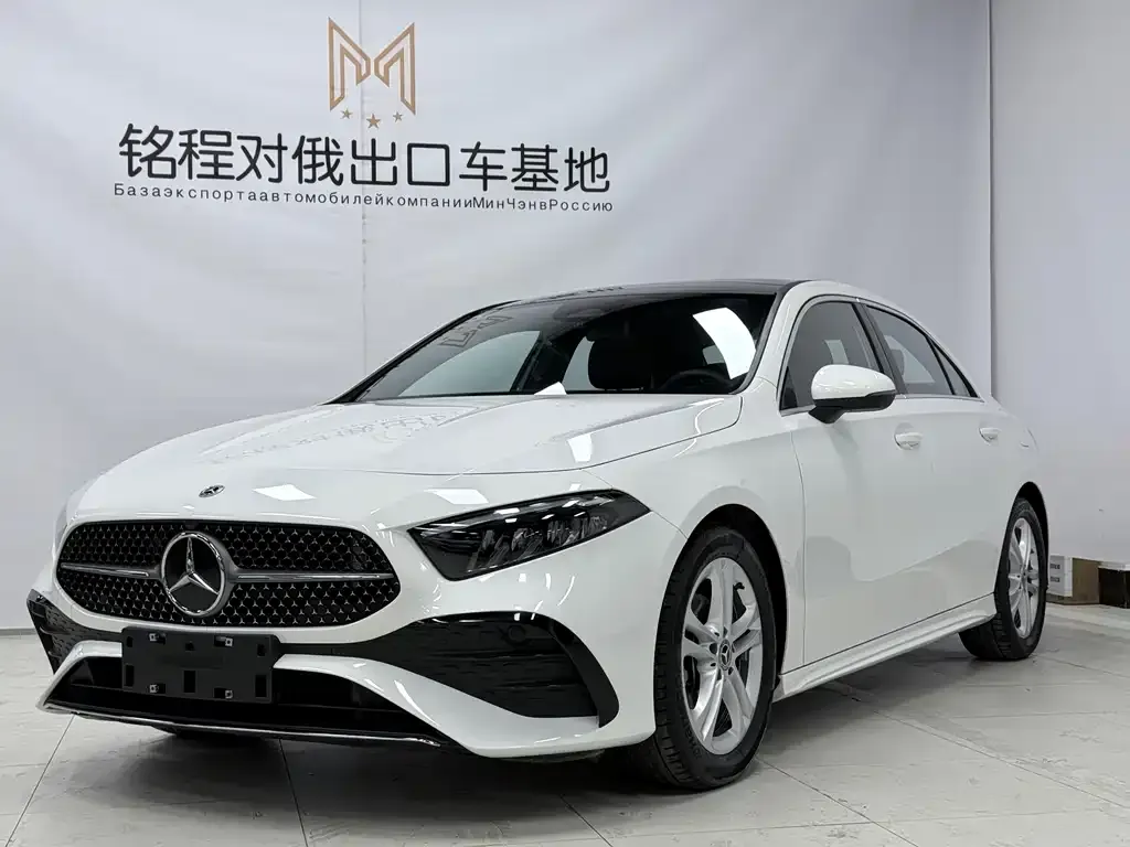 Mercedes-Benz A-Class — фото 1