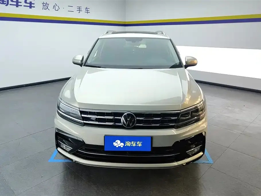 Volkswagen Tiguan L — фото 4