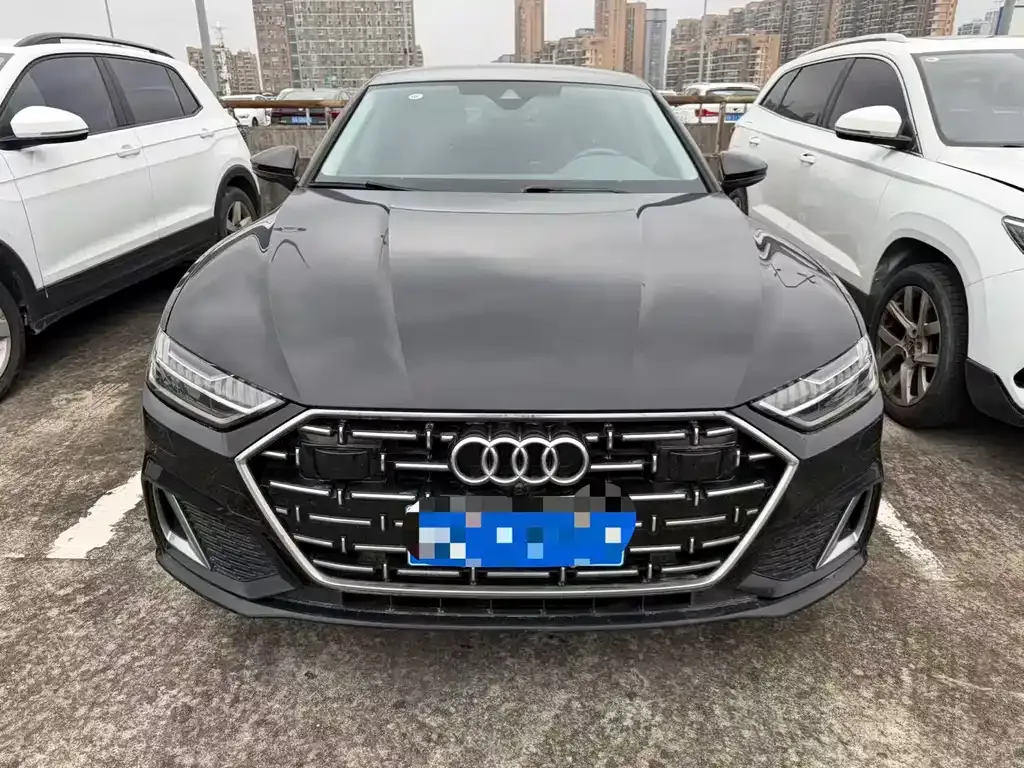 Audi A7L — фото 5