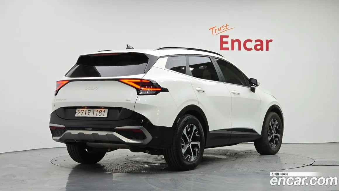 Kia Sportage — фото 9