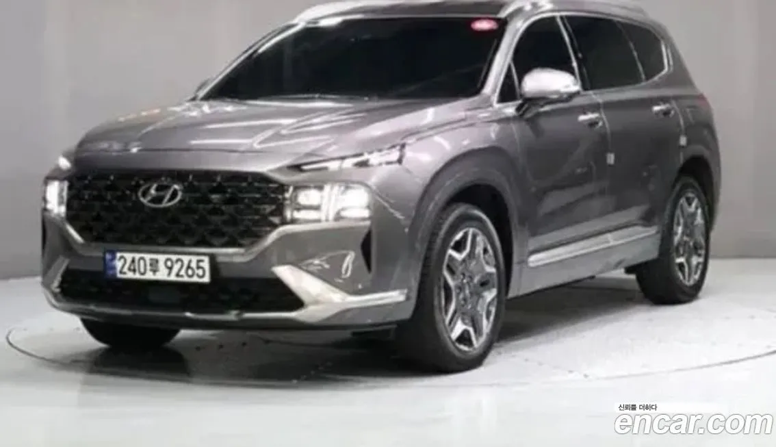 Hyundai Santafe — фото 1