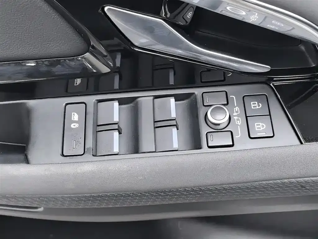 Land Rover Evoque — фото 8