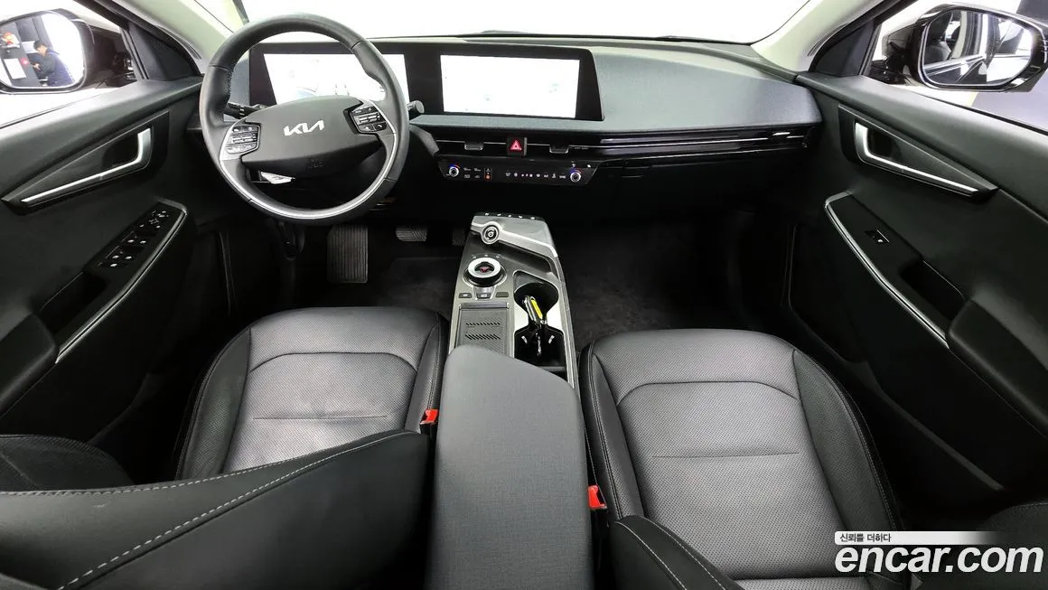 Kia EV6 — фото 7