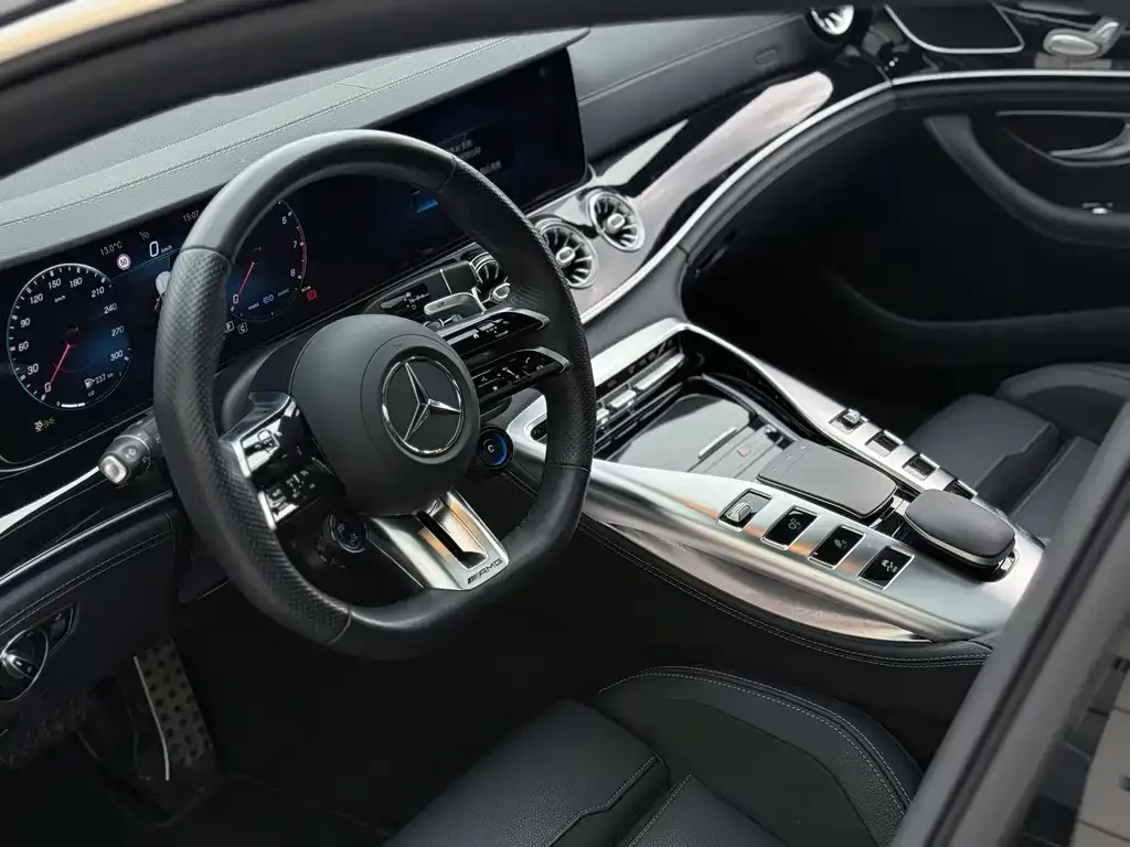 Mercedes-Benz AMG GT — фото 3