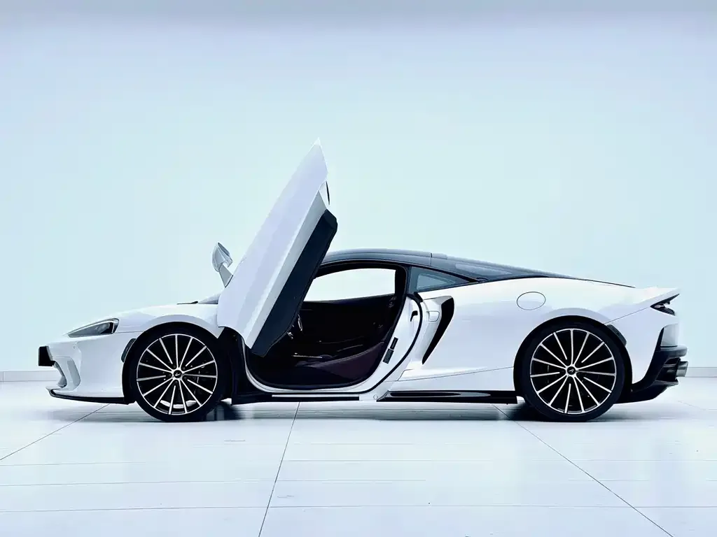 McLaren GT — фото 4