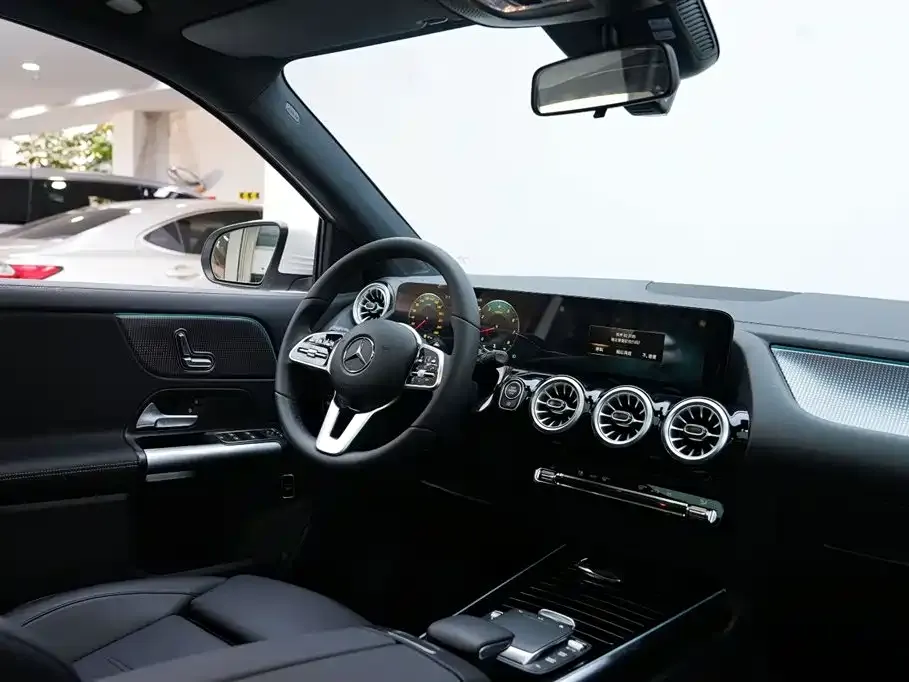Mercedes-Benz GLA — фото 2