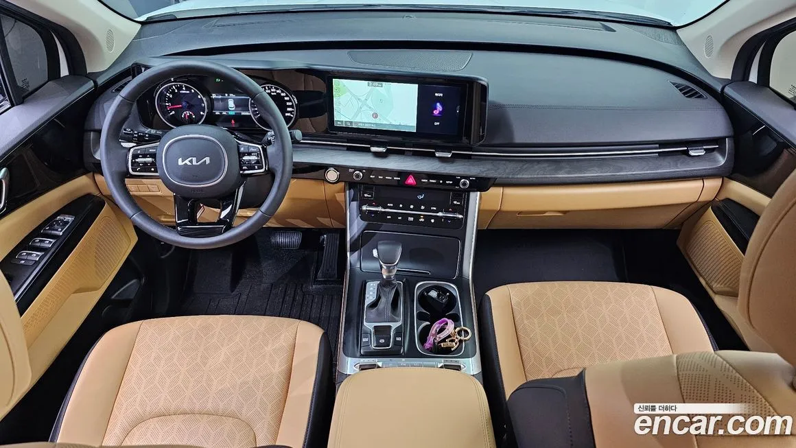 Kia Carnival — фото 10