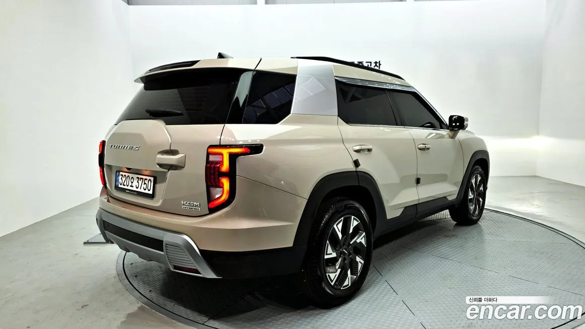 KG Mobility (Ssangyong) Torres — фото 4