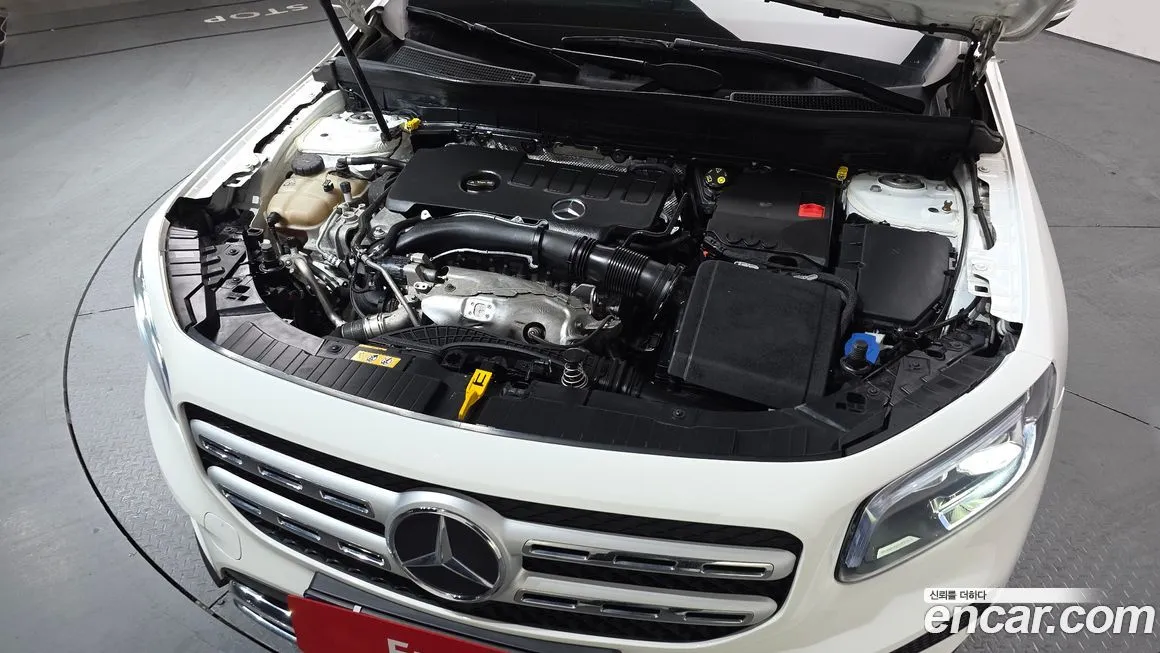 Mercedes-Benz GLB-Class — фото 10