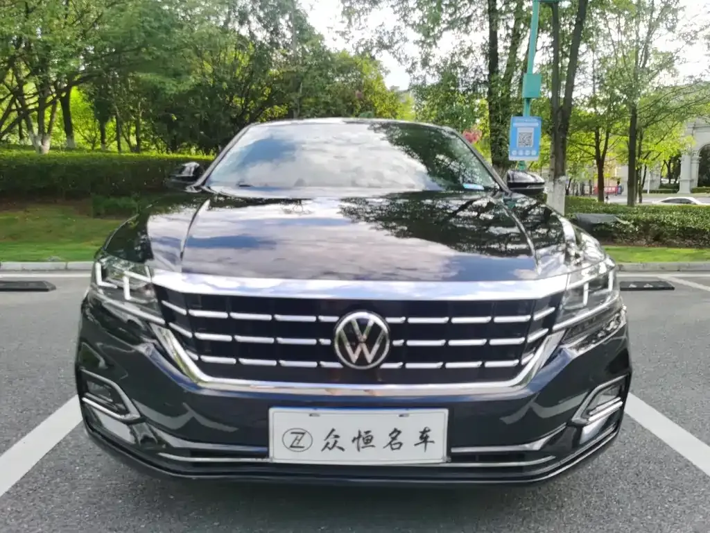Volkswagen Passat — фото 4