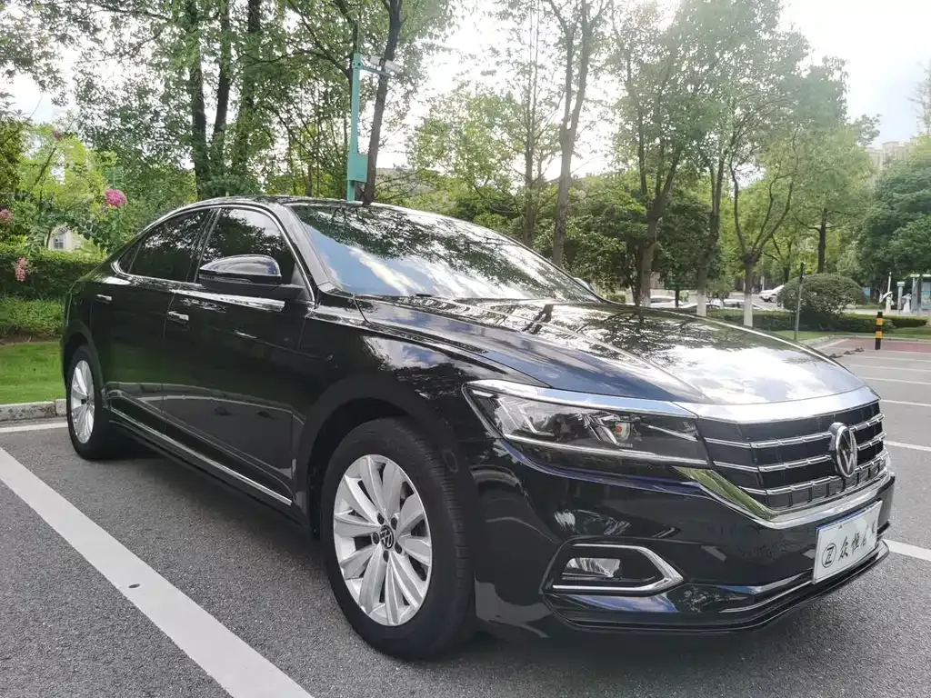 Volkswagen Passat — фото 3