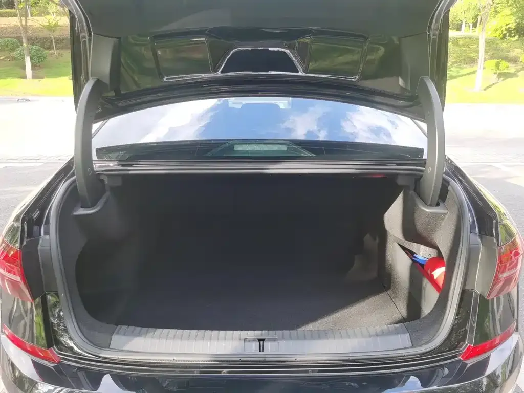 Volkswagen Passat — фото 2