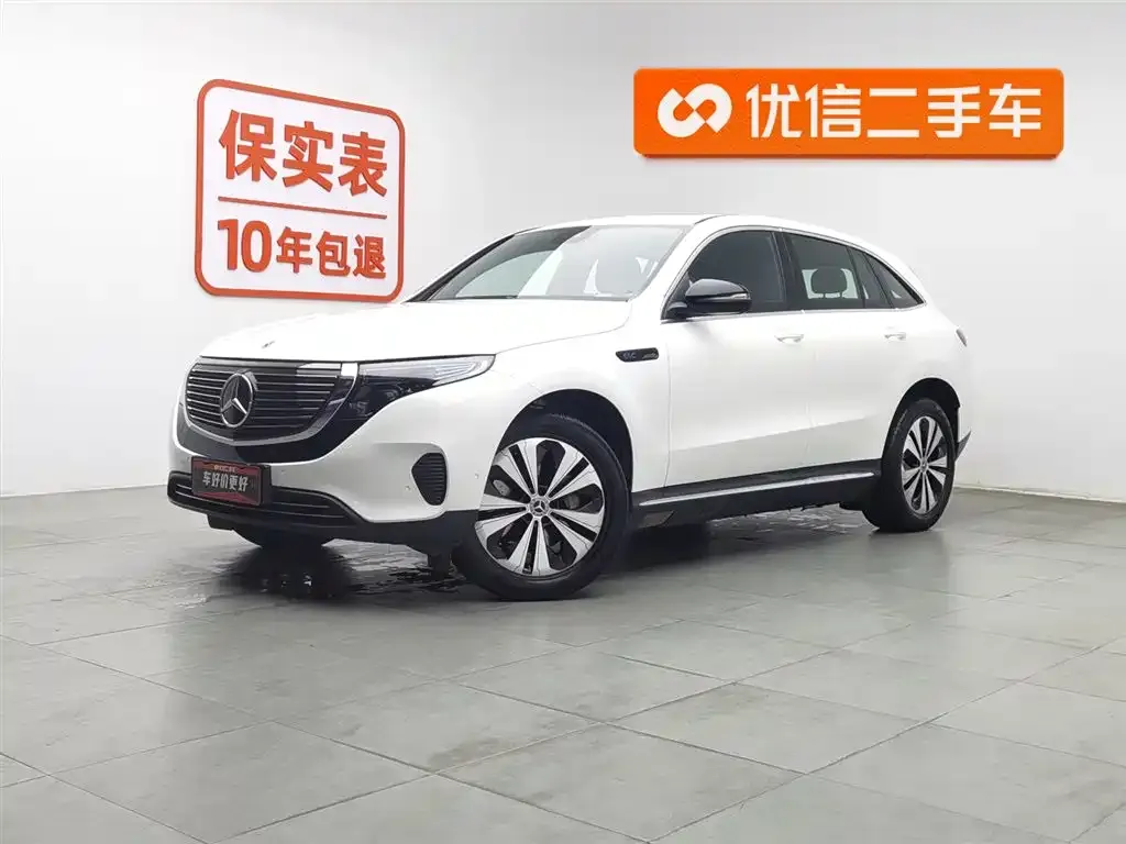 Mercedes-Benz EQC — фото 1