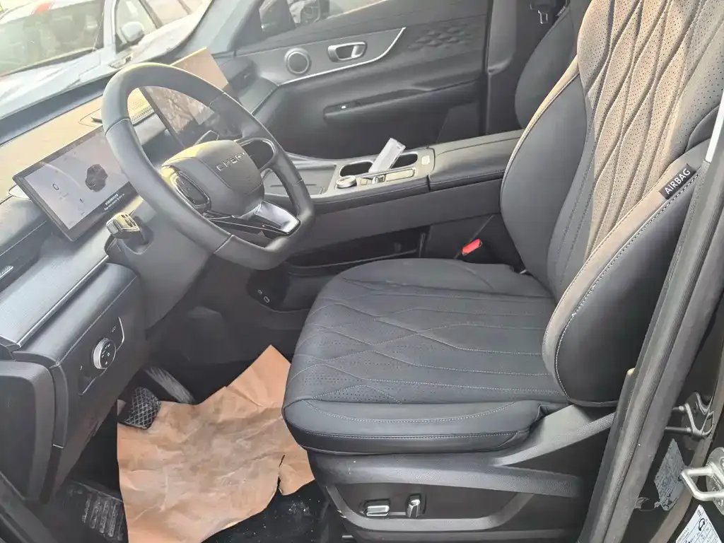 Chery Tiggo 8 PLUS — фото 2