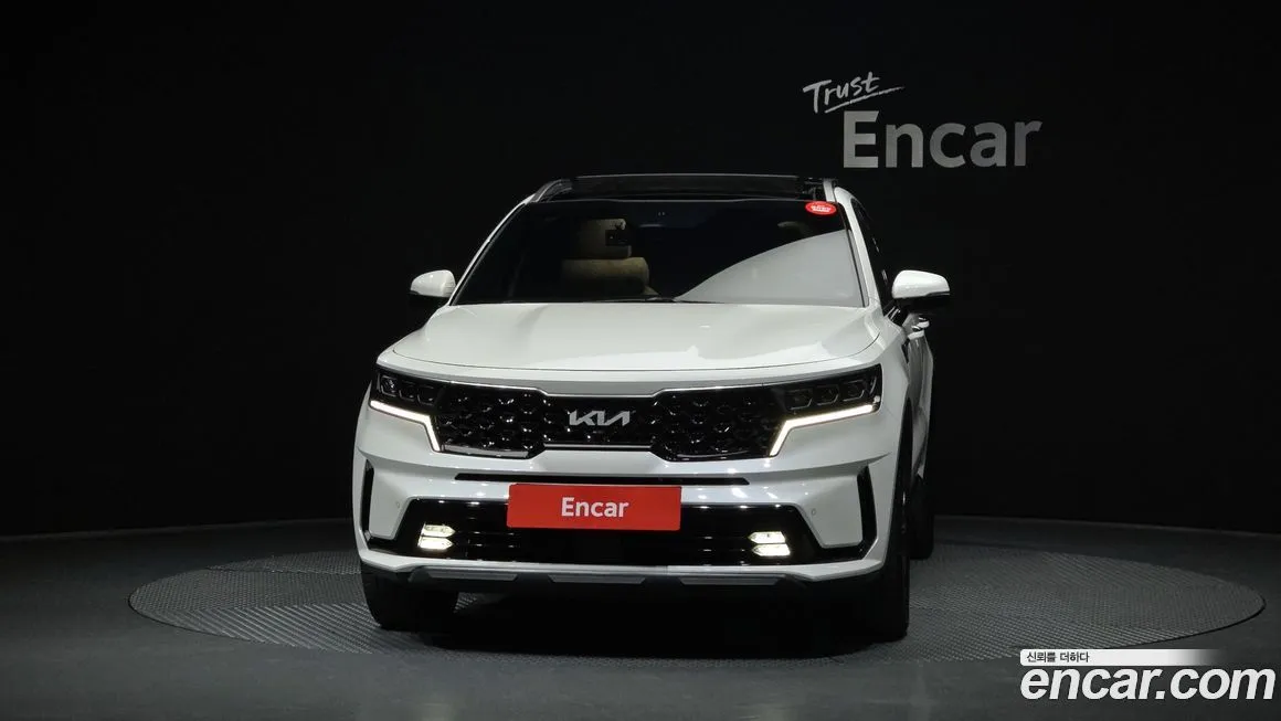 Kia Sorento — фото 4