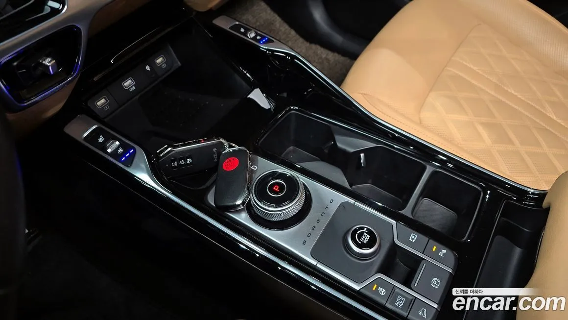 Kia Sorento — фото 10