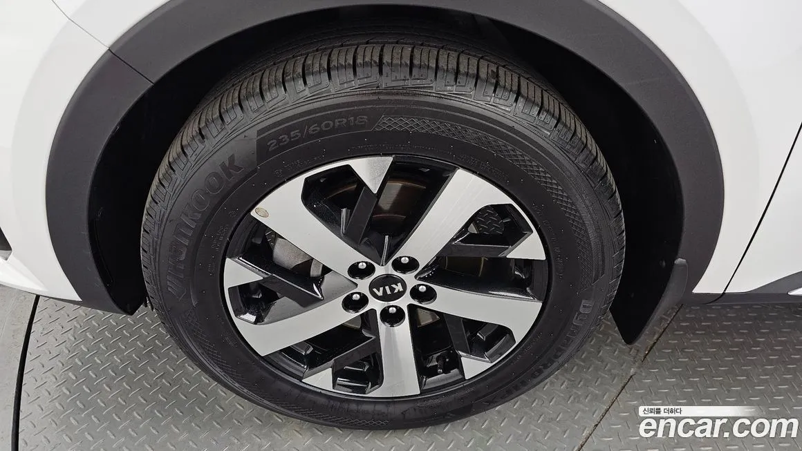 Kia Sorento — фото 5