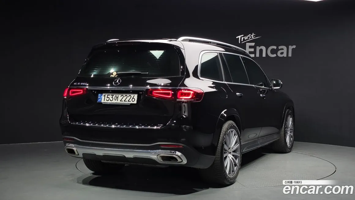 Mercedes-Benz GLS-Class — фото 6