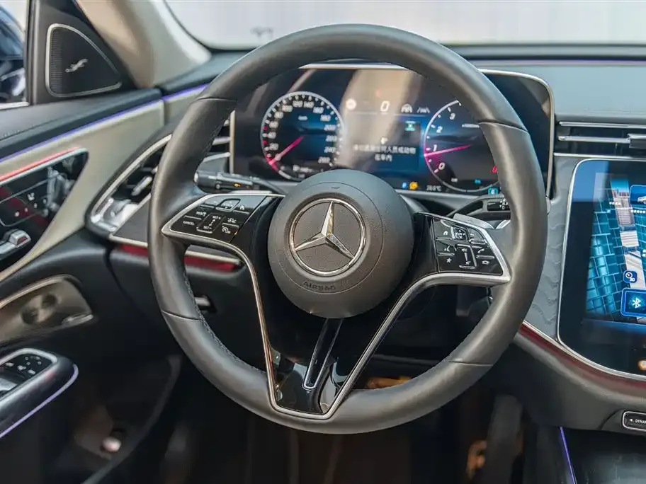 Mercedes-Benz E-Class (Import) — фото 4