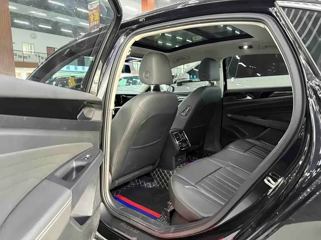 Volkswagen Passat — фото 9