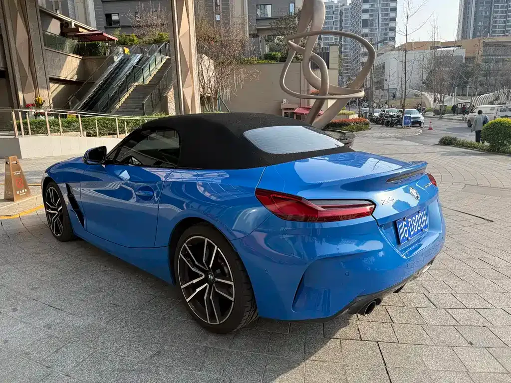 BMW Z4 — фото 10
