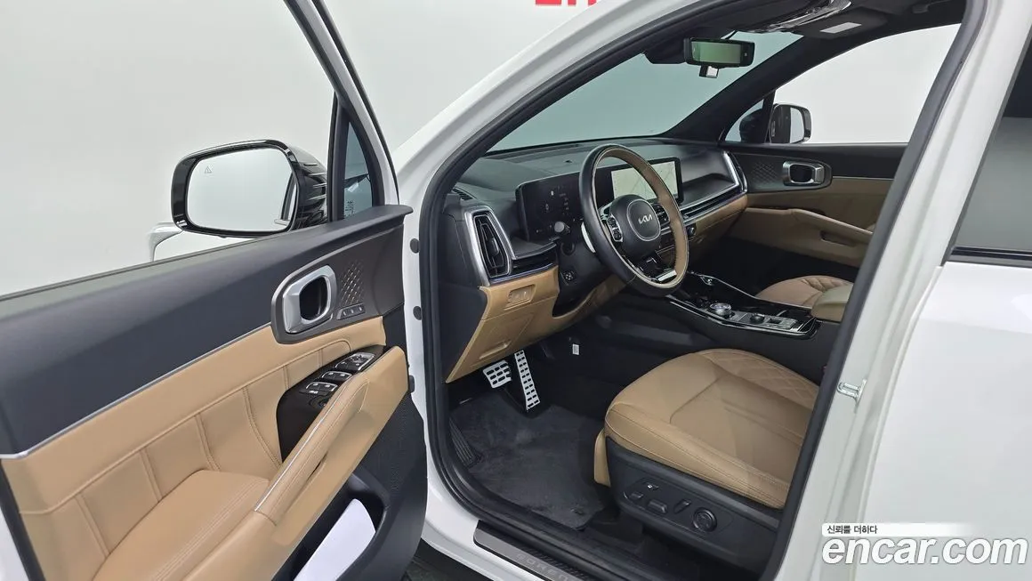Kia Sorento — фото 10