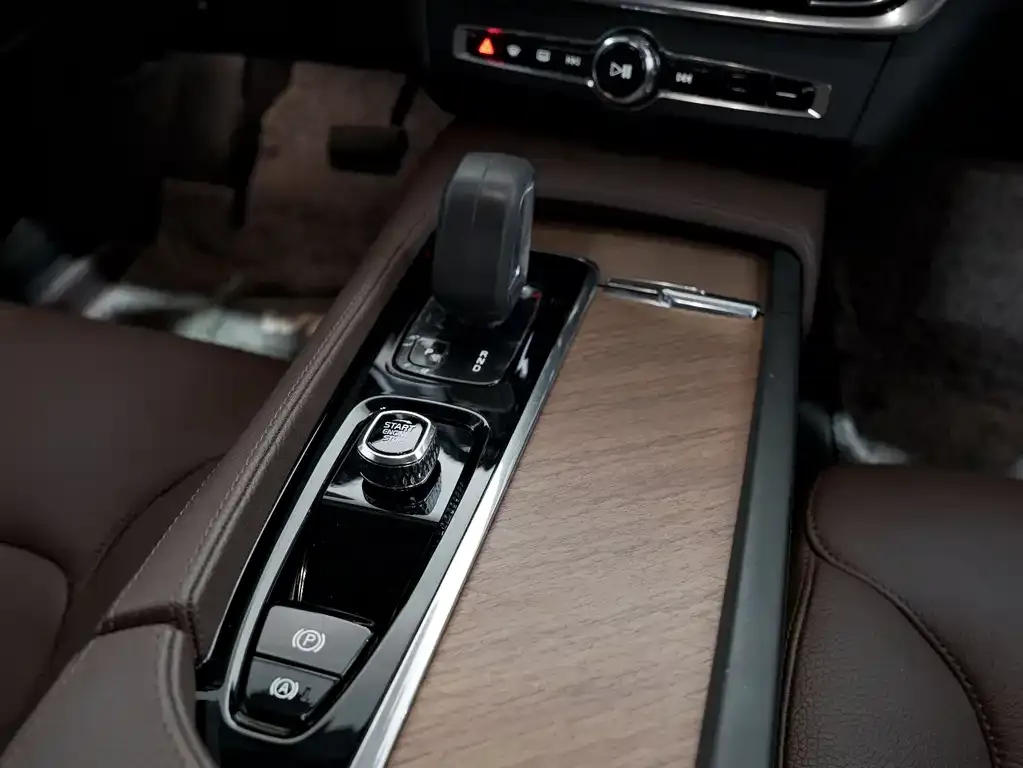 Volvo S90 — фото 7