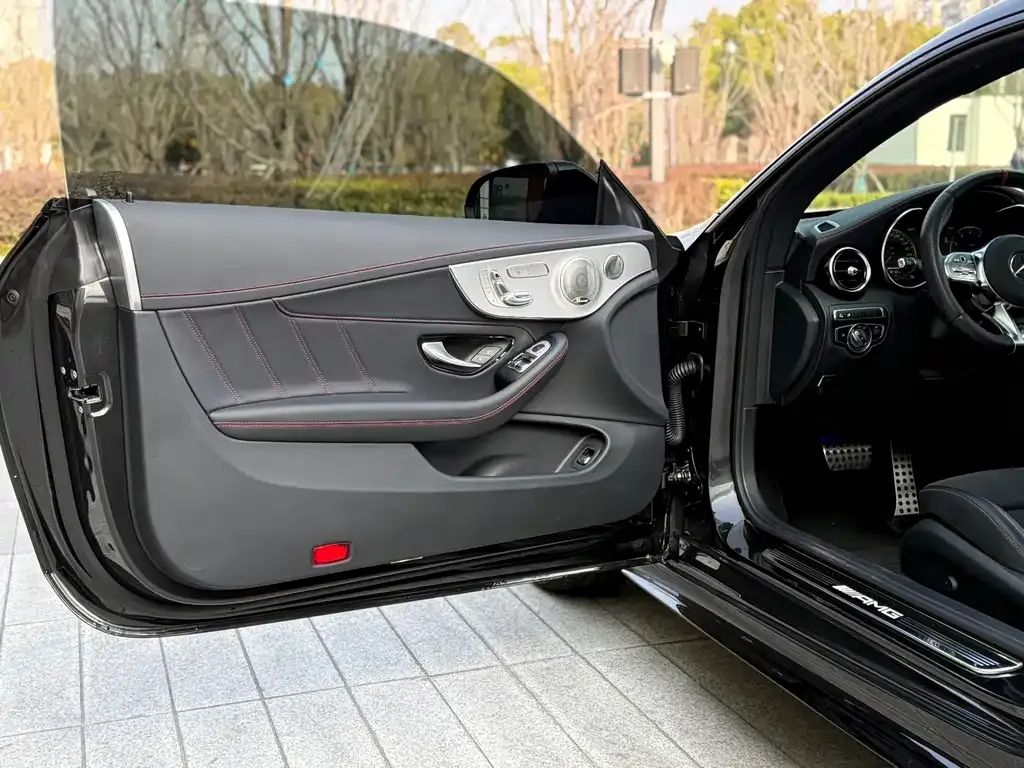 Mercedes-Benz C-Class AMG — фото 4