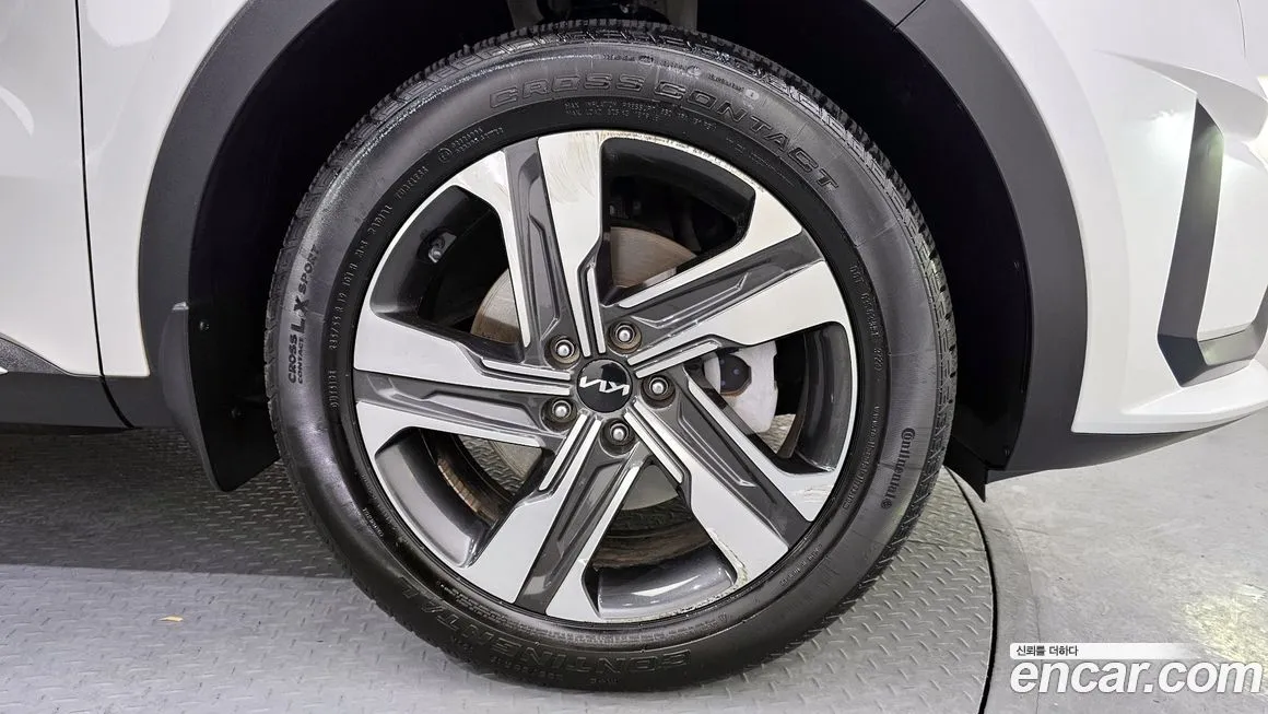 Kia Sorento — фото 10