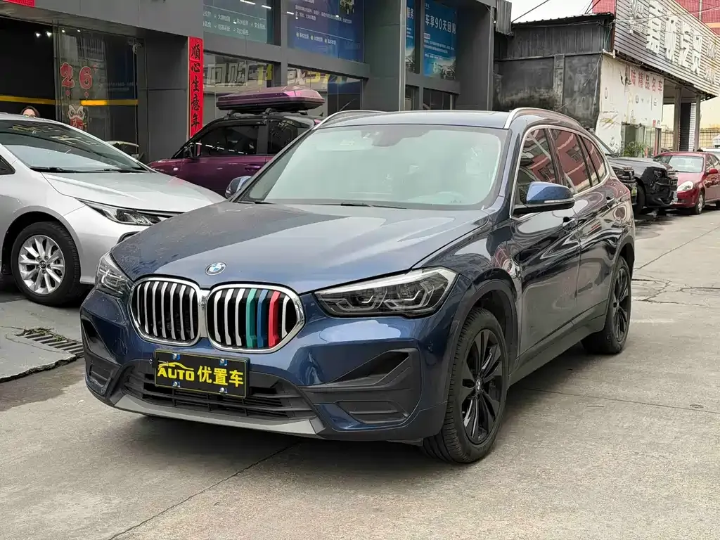 BMW X1 — фото 1