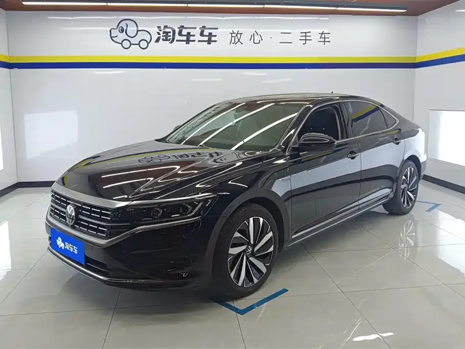 Volkswagen Passat — фото 1