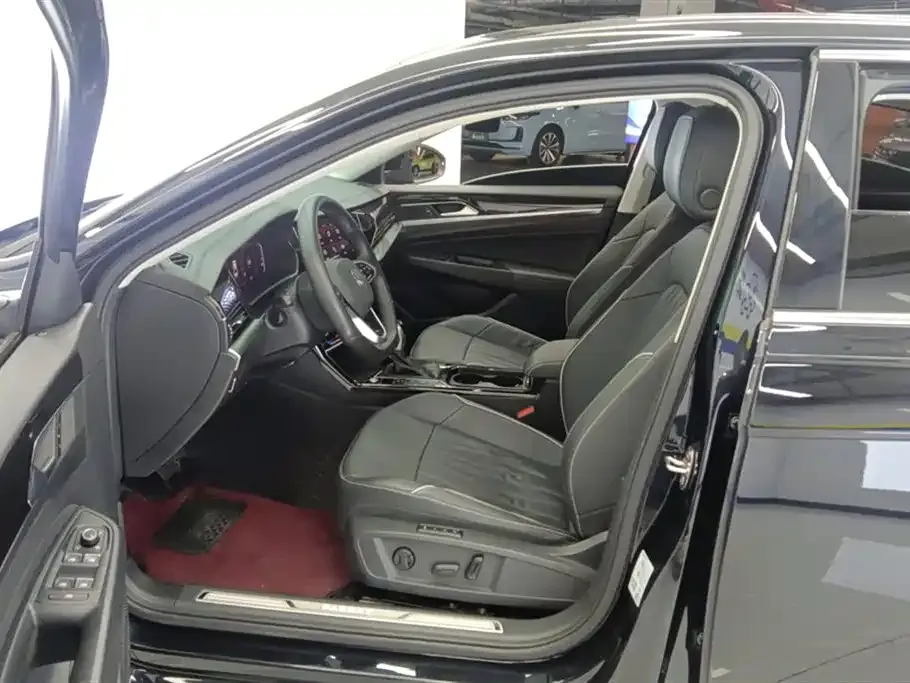 Volkswagen Passat — фото 5