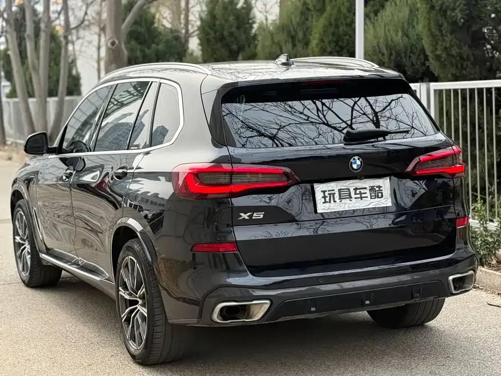BMW X5 — фото 5