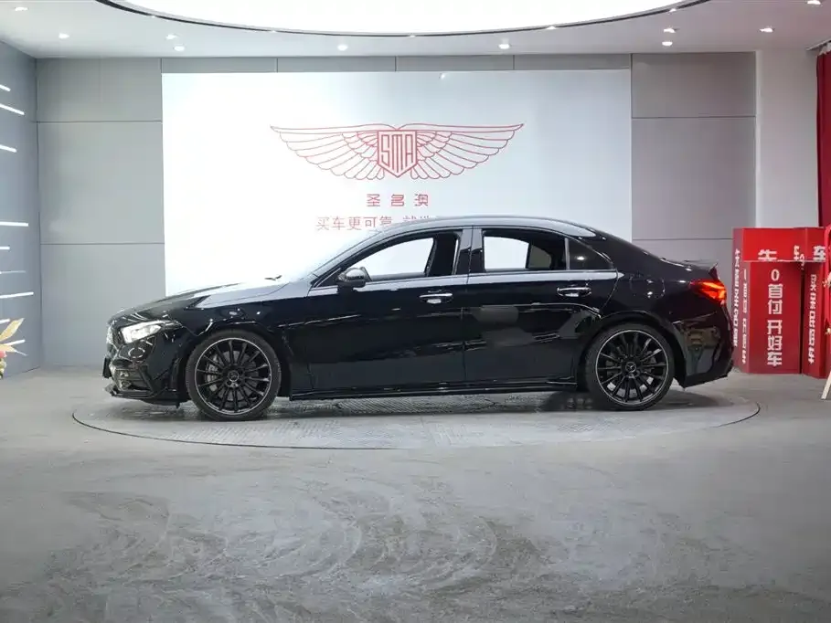Mercedes-Benz A-Class AMG — фото 5