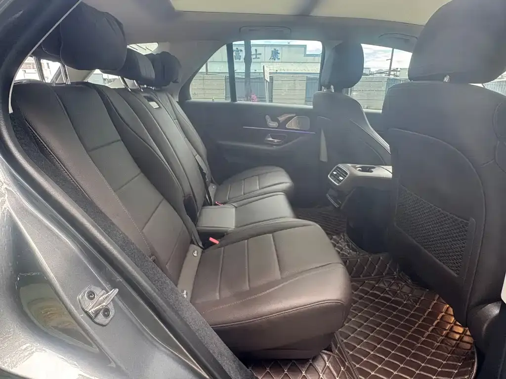 Mercedes-Benz GLE — фото 5