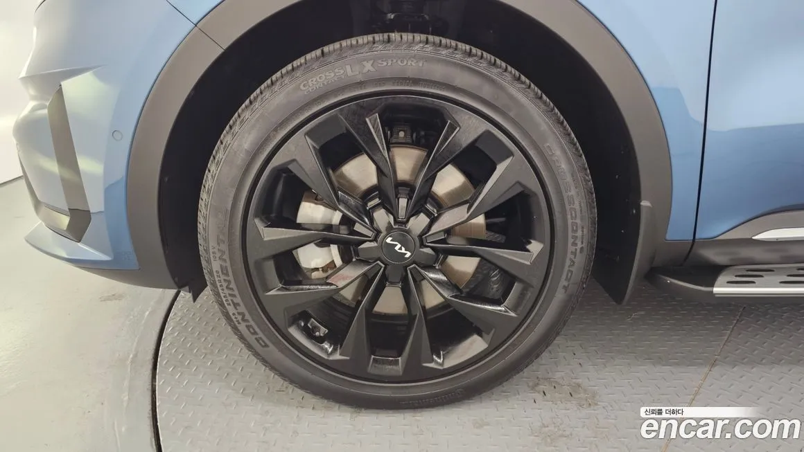 Kia Sorento — фото 5