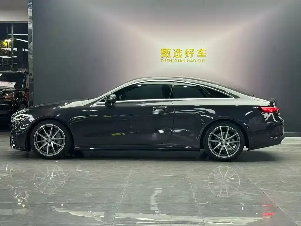 Mercedes-Benz E-Class (Import) — фото 9