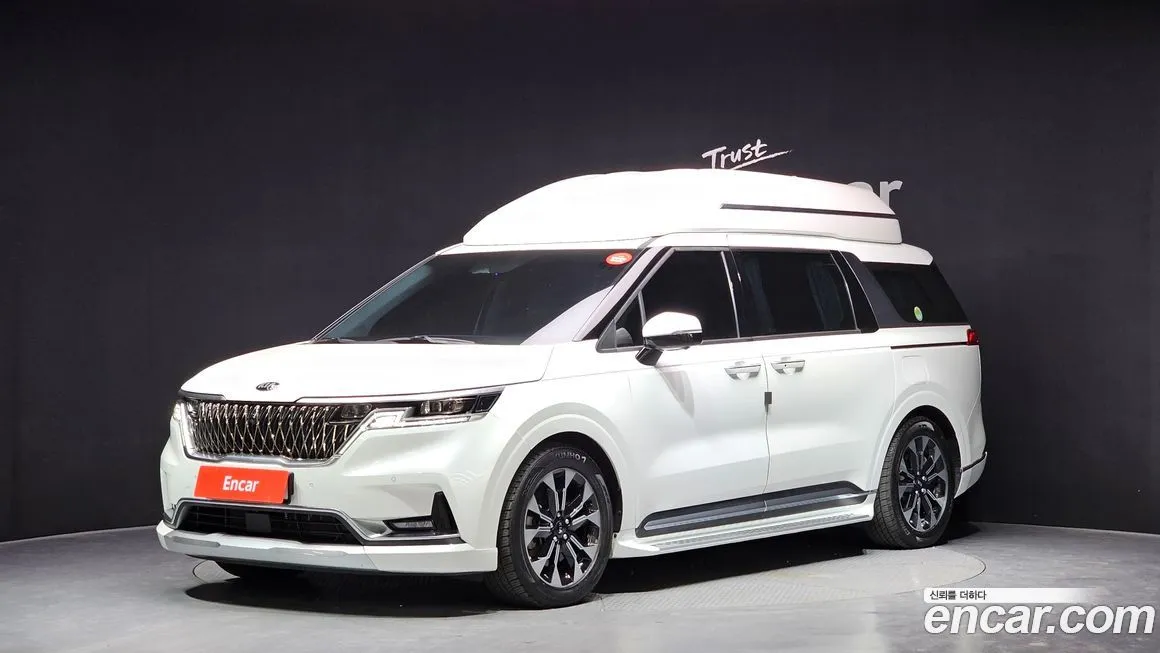 Kia Carnival — фото 1
