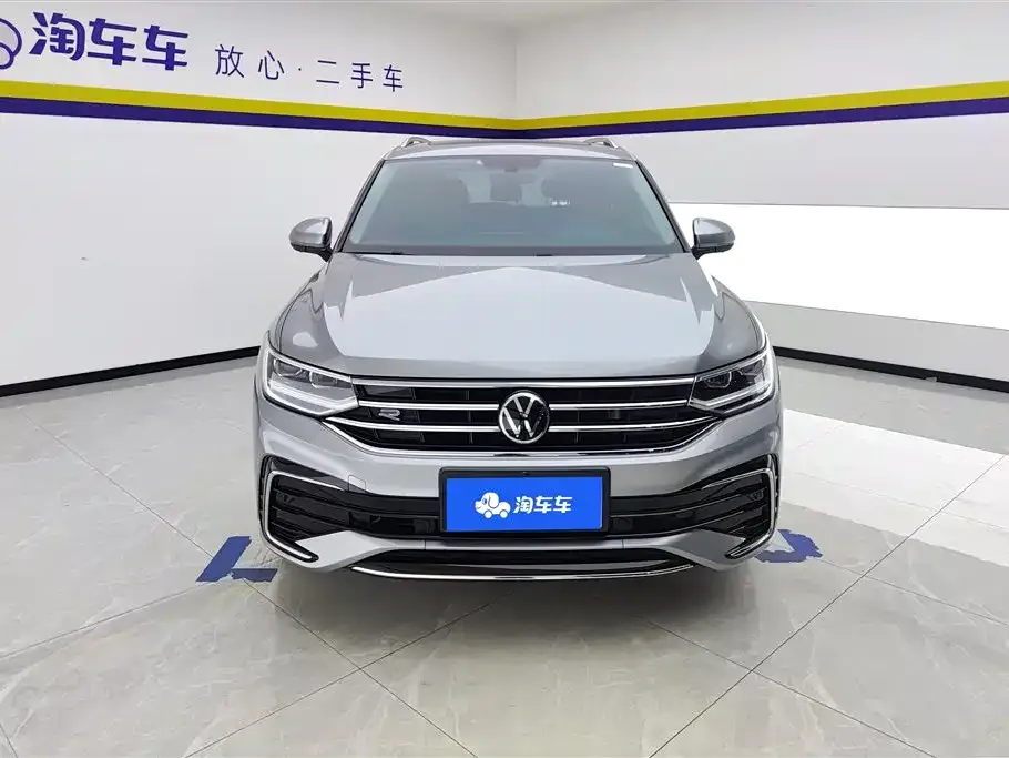 Volkswagen Tiguan L — фото 4