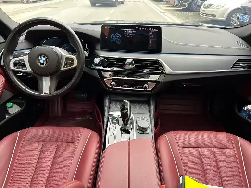 BMW 5 Series New Energy — фото 7